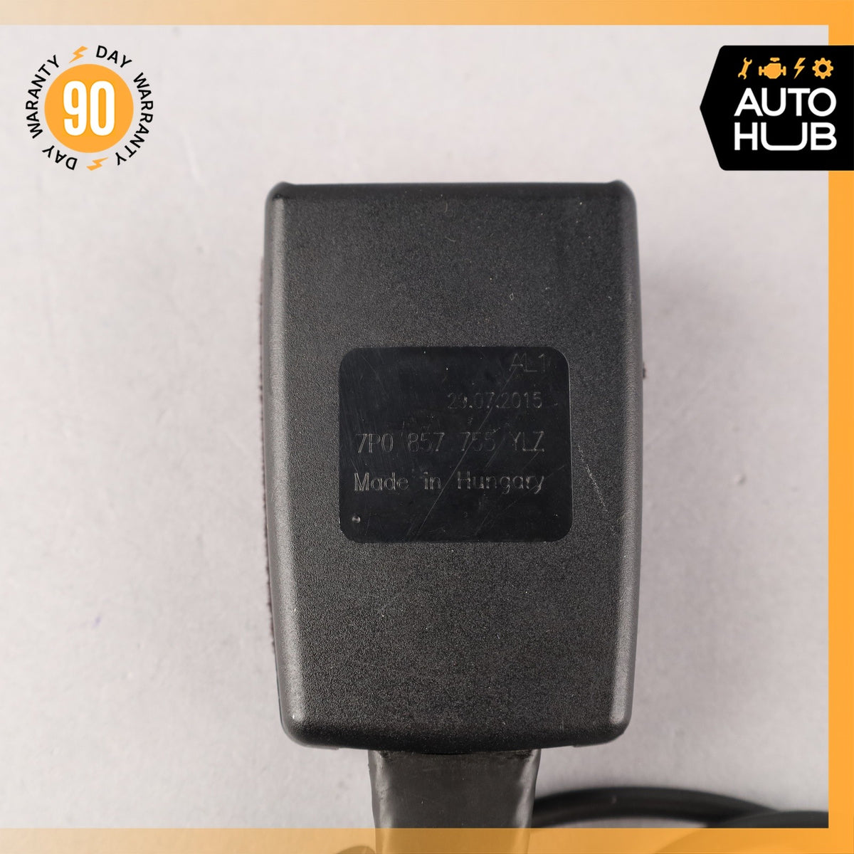 Porsche Macan 95B S Front Left or Right Side Seat Belt Buckle Black OEM 74k - photo 9