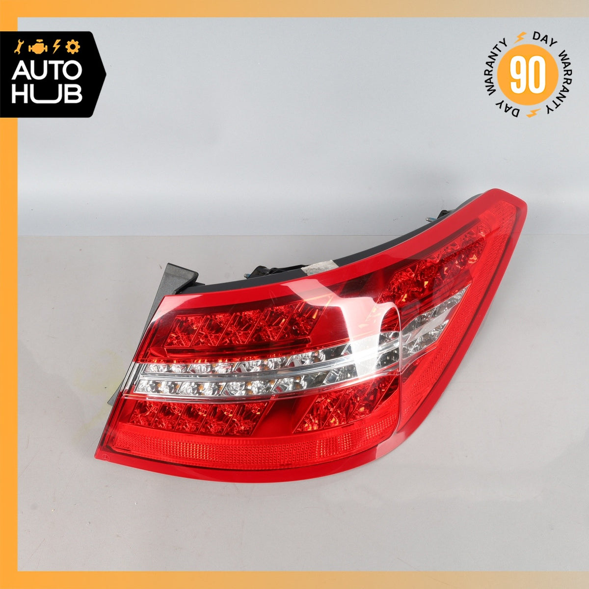 10-13 Mercedes W207 E350 E550 Outer Tail Light Lamp Right Side OEM 21k - photo 2