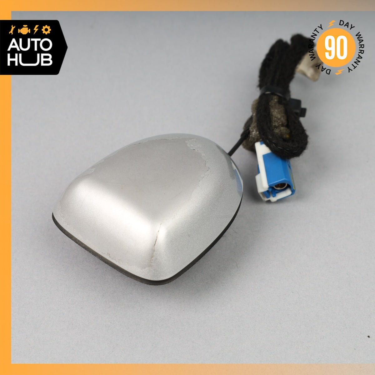 Mercedes R230 SL500 C230 SLK350 E550 C350 Navigator GPS Trunk Antenna OEM - photo 5