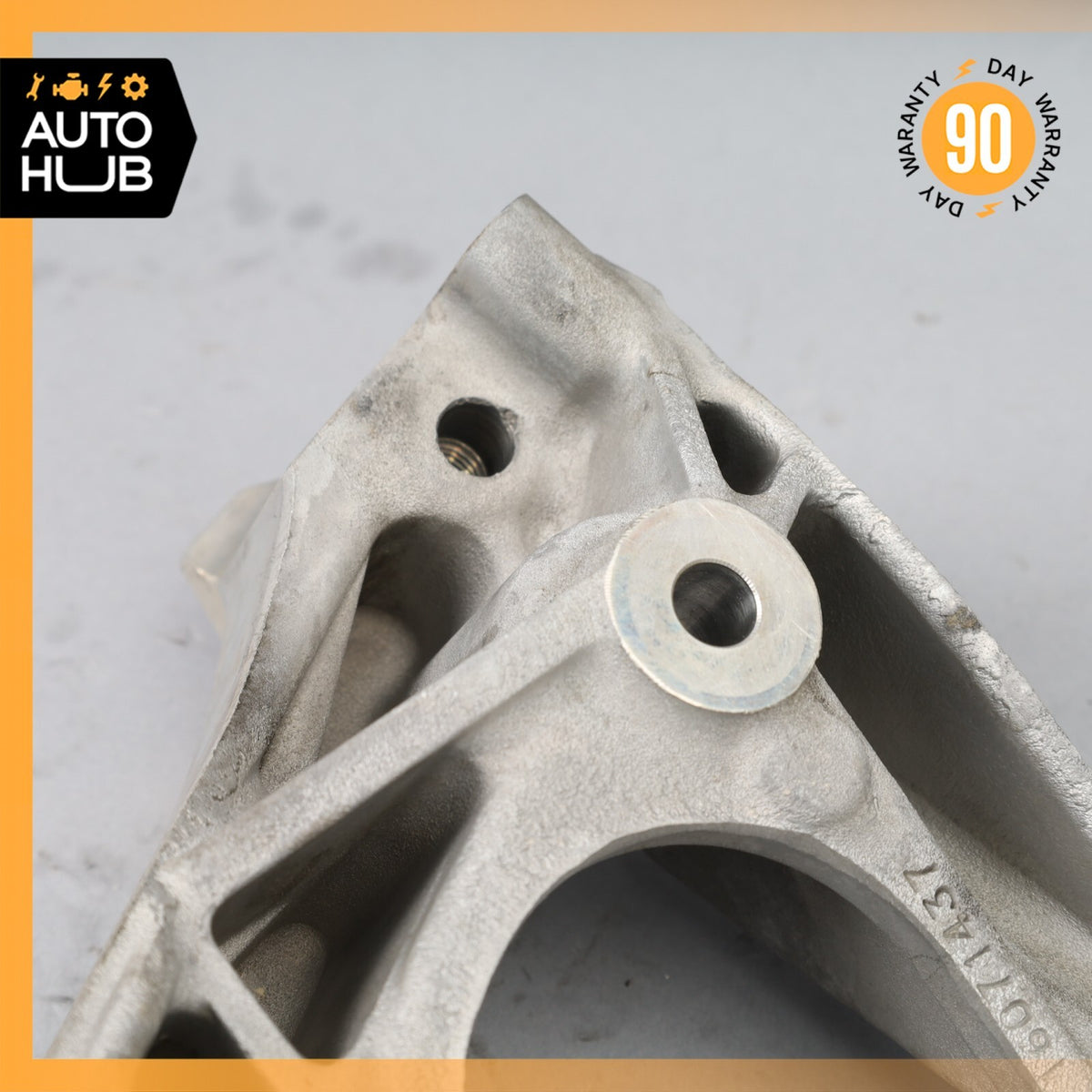 15-18 Porsche Cayenne 958 Turbo Right Side Engine Motor Mount Bracket OEM - photo 10