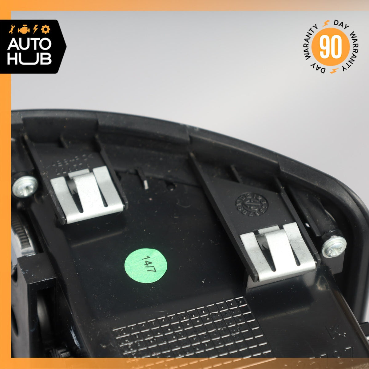 08-19 Maserati GranTurismo M145 Front Right or Left Console AC A/C Air Vent OEM - photo 9