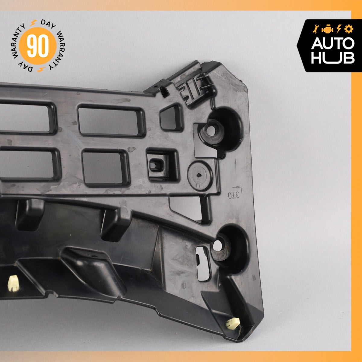 2015 Porsche Macan S 95B Rear Right Side Bumper Mount Bracket 95B807454 OEM - photo 3