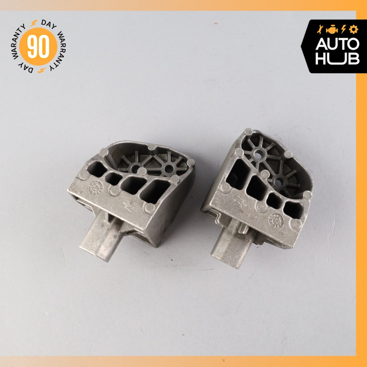 Maserati Quattroporte Upper Radiator Support Left & Right Mount Bracket Set OEM - photo 4