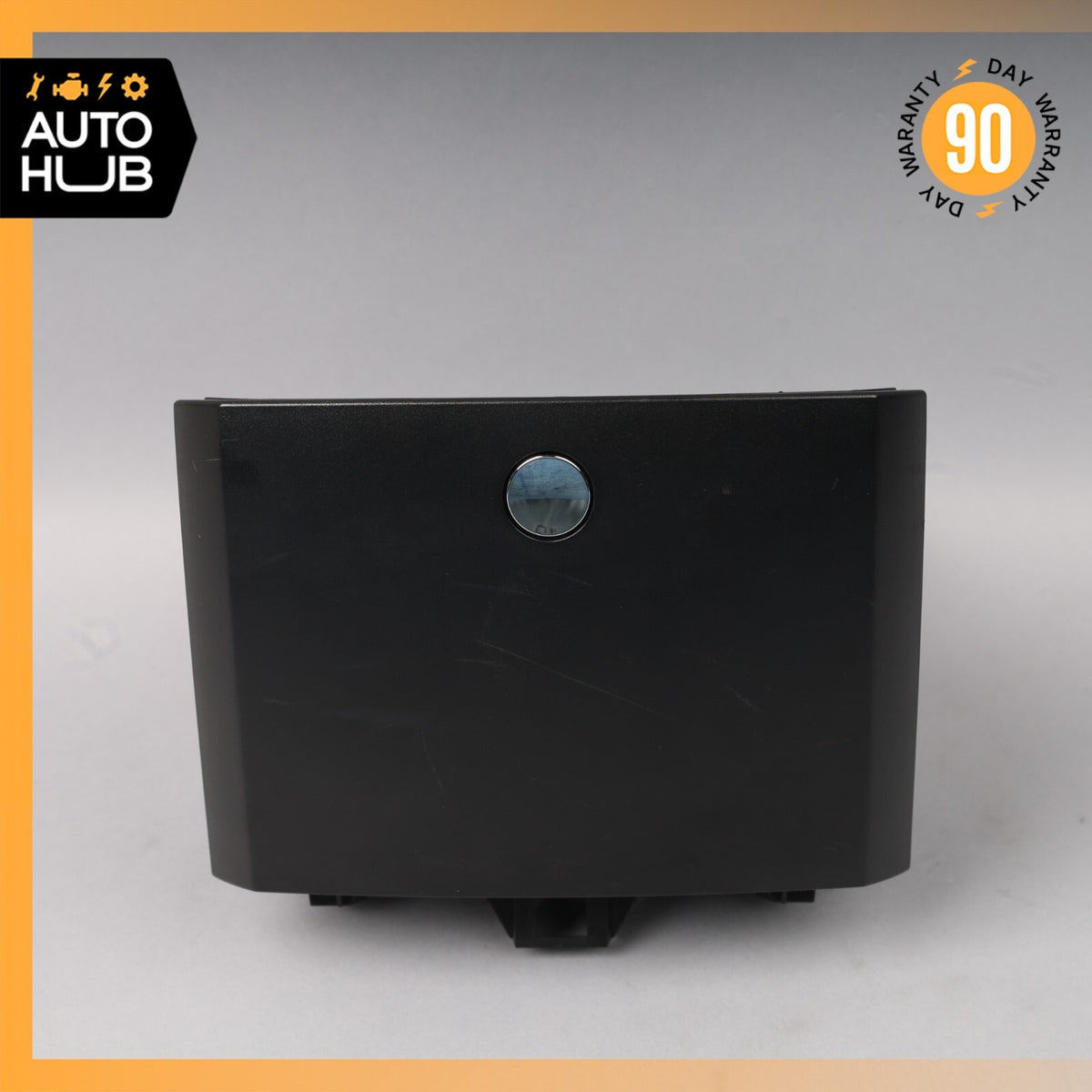 06-13 Mercedes W251 R350 R500 Rear Center Console Cup Holder / Ashtray Black OEM - photo 1