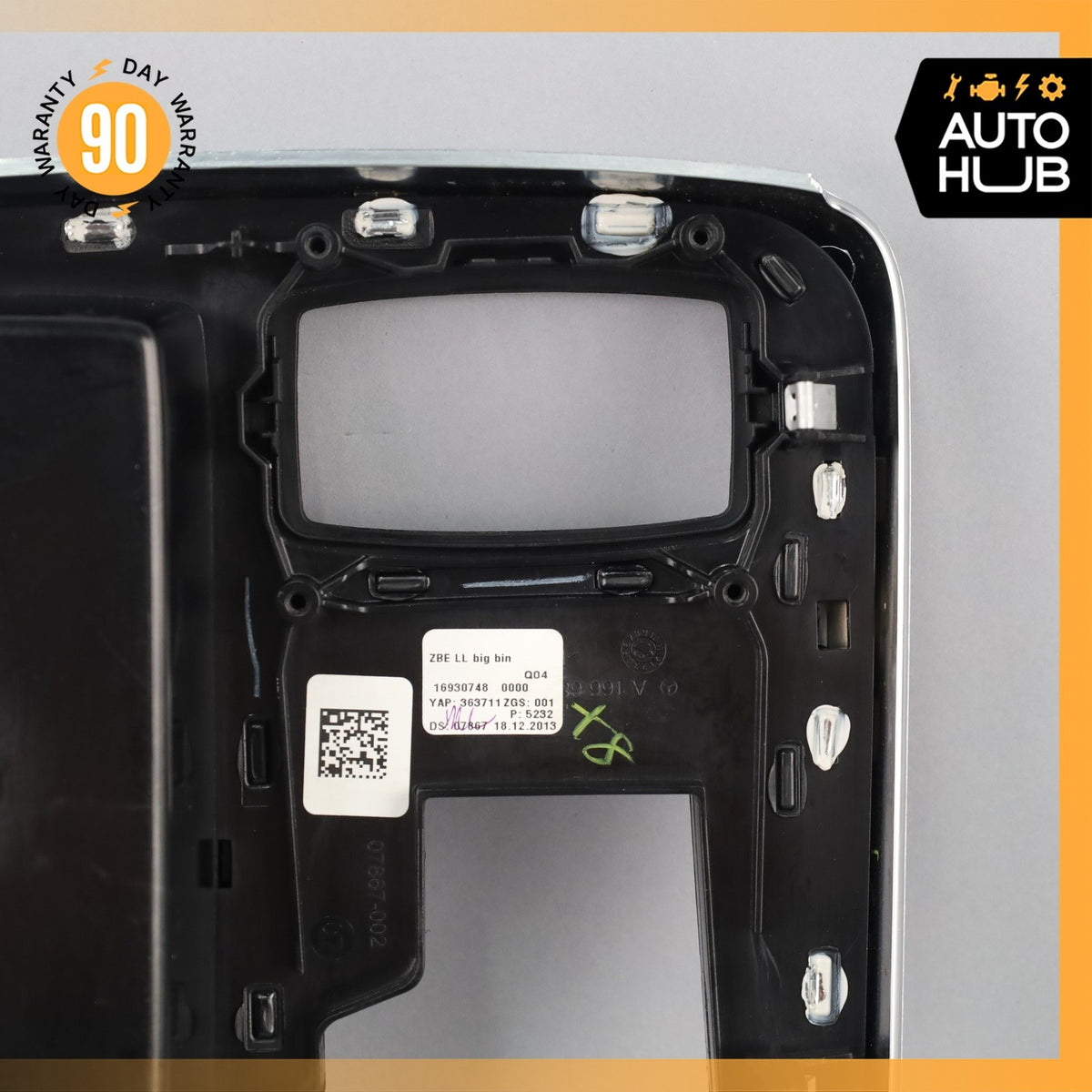 Mercedes W166 ML350 ML550 Front Center Console Cover Panel Trim OEM - photo 17