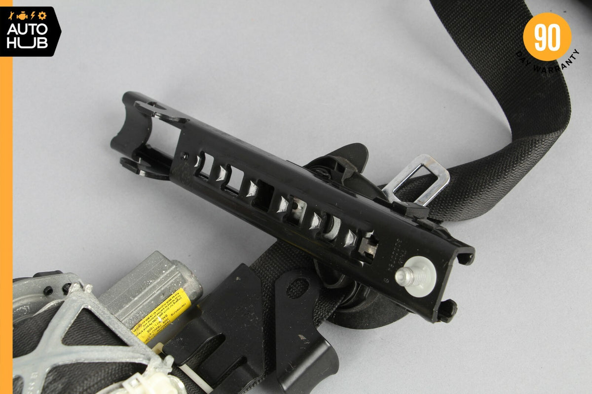 08-14 Mercedes W204 C300 C350 C250 Front Right Passenger Seat Belt Black OEM - photo 4