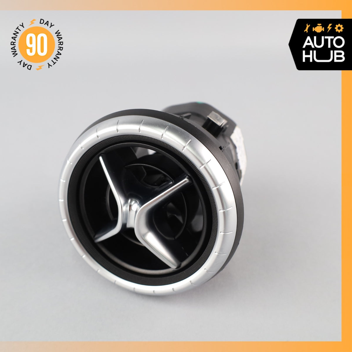 Mercedes W117 CLA45 AMG Front Center Dashboard A/C Air Vent OEM - photo 1