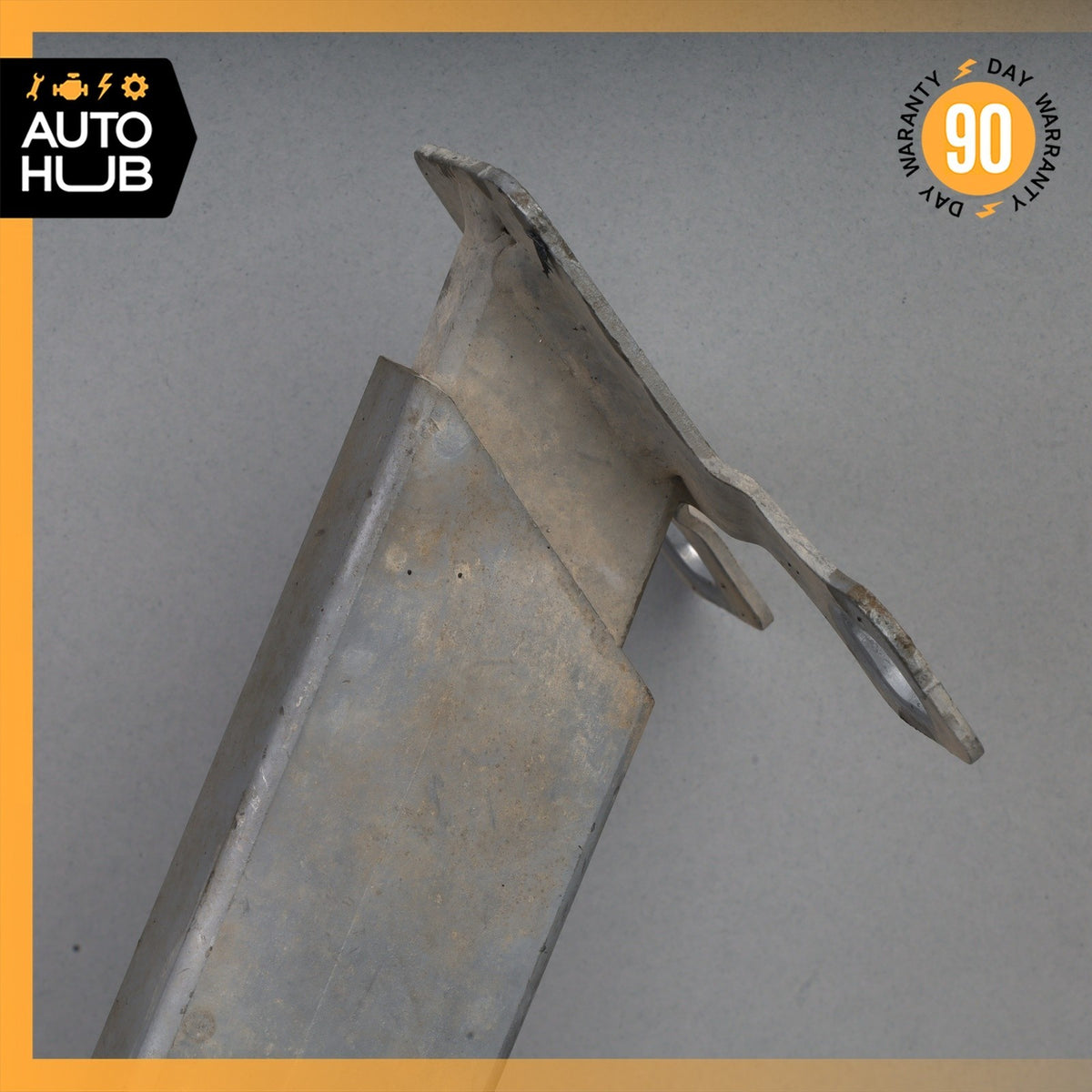 Mercedes W205 C300 Front Left Radiator Bracket Support 2056207900 OEM - photo 3