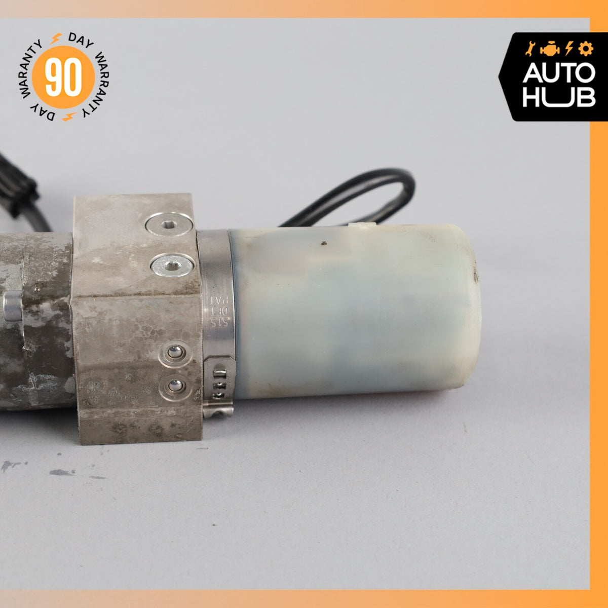 Mercedes W221 S63 Trunk Lid Locking Hydraulic Pull Down Pump w/ Foam Case OEM - photo 10