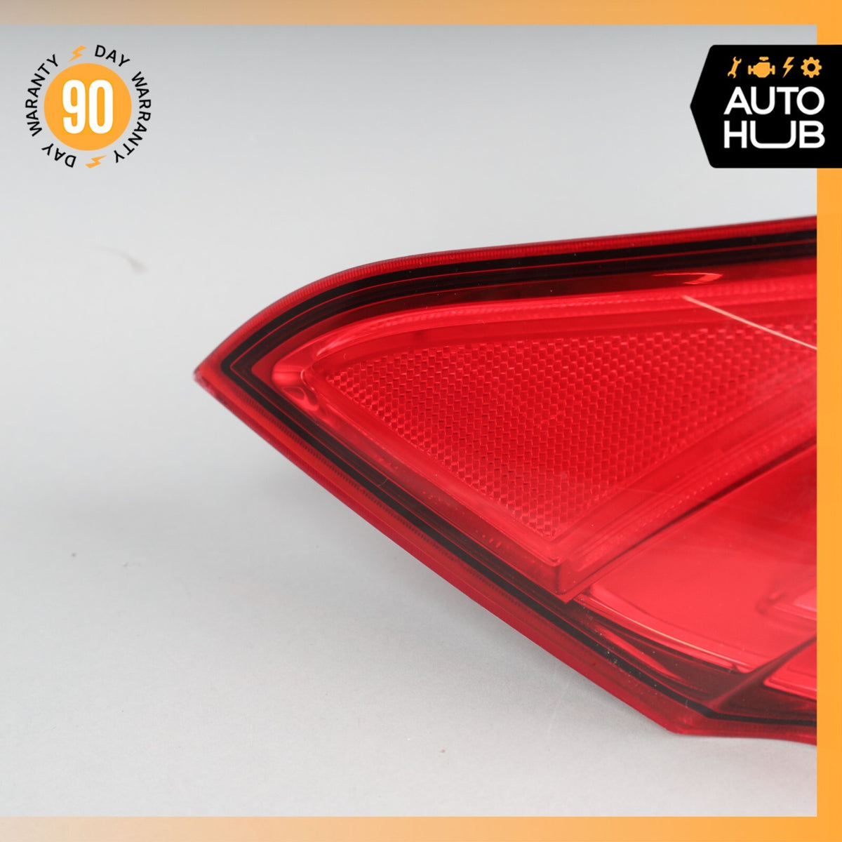 17-20 Maserati Levante M161 Outer Tail Light Lamp Left Driver Side OEM 73k - photo 6