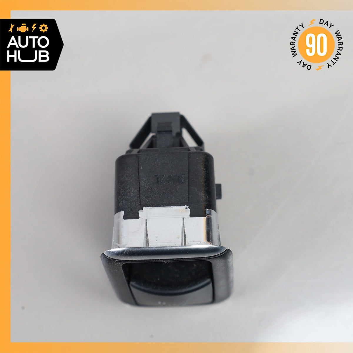 Mercedes X166 GL450 GLS550 3rd Row Right Seat Folding Power Switch Button OEM - photo 2