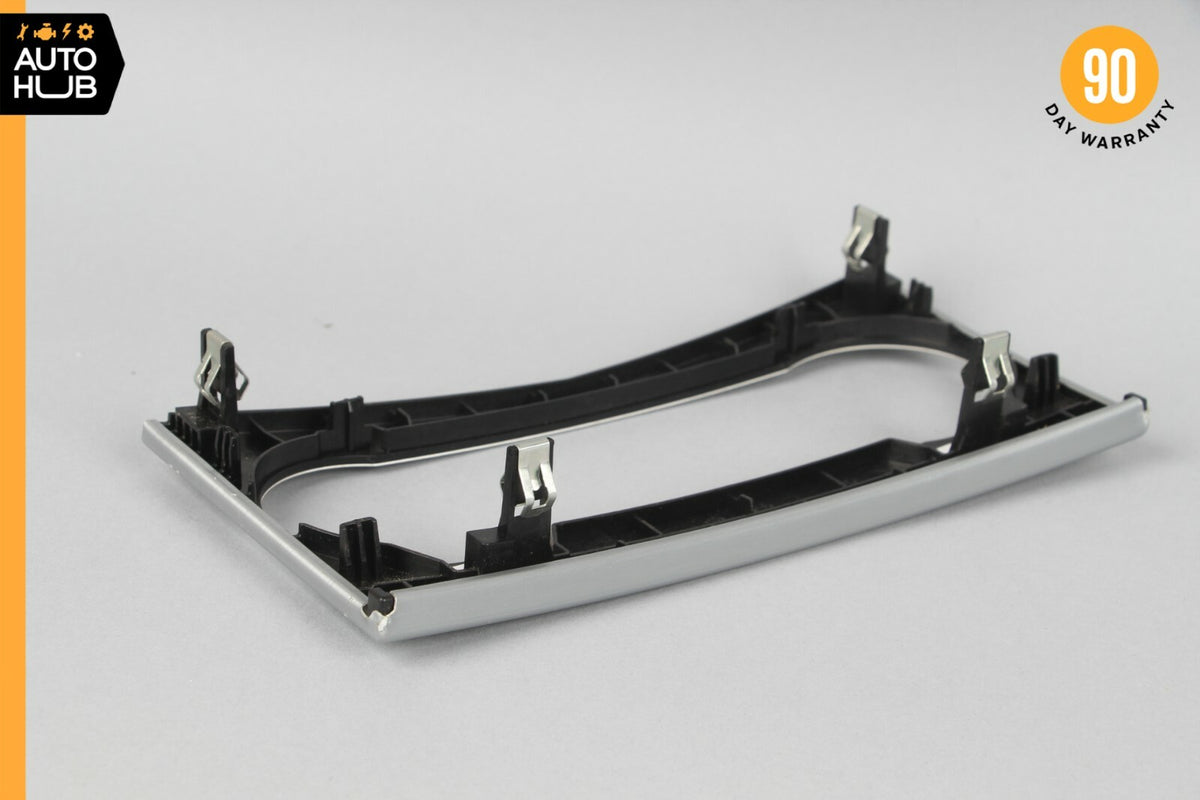 08-14 Mercedes W204 C300 C350 AC A/C Climate Control Switch Trim Bezel OEM - photo 5