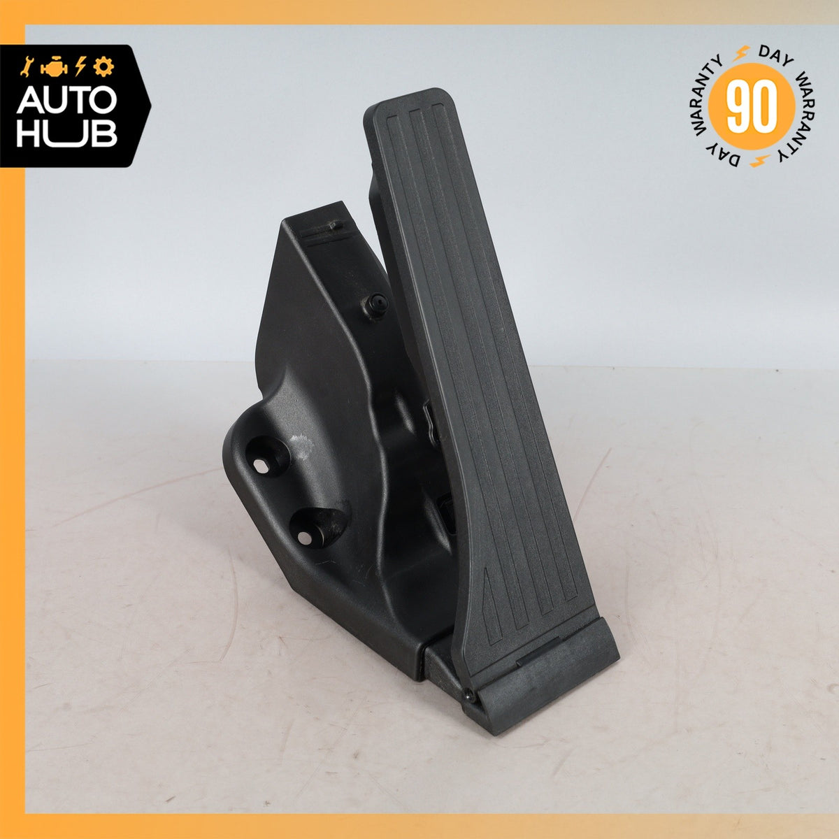 10-20 Mercedes W213 E300 S450 S560 Gas Throttle Pedal Accelerator 2053000004 OEM - photo 2