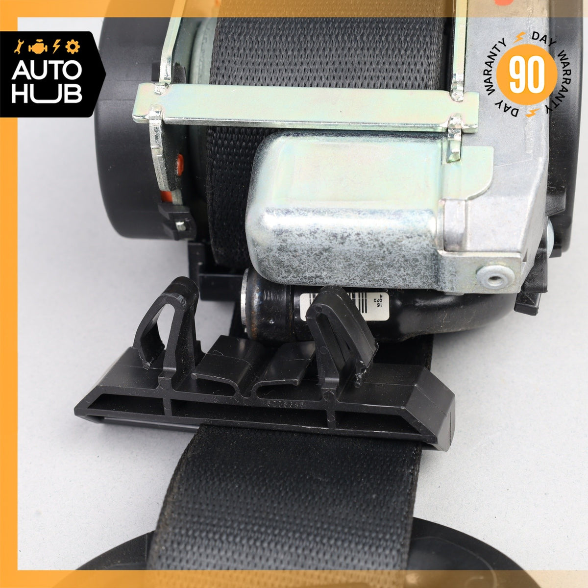 14-22 Maserati Ghibli SQ4 M157 Front Left Driver Side Seat Belt OEM 69k - photo 15