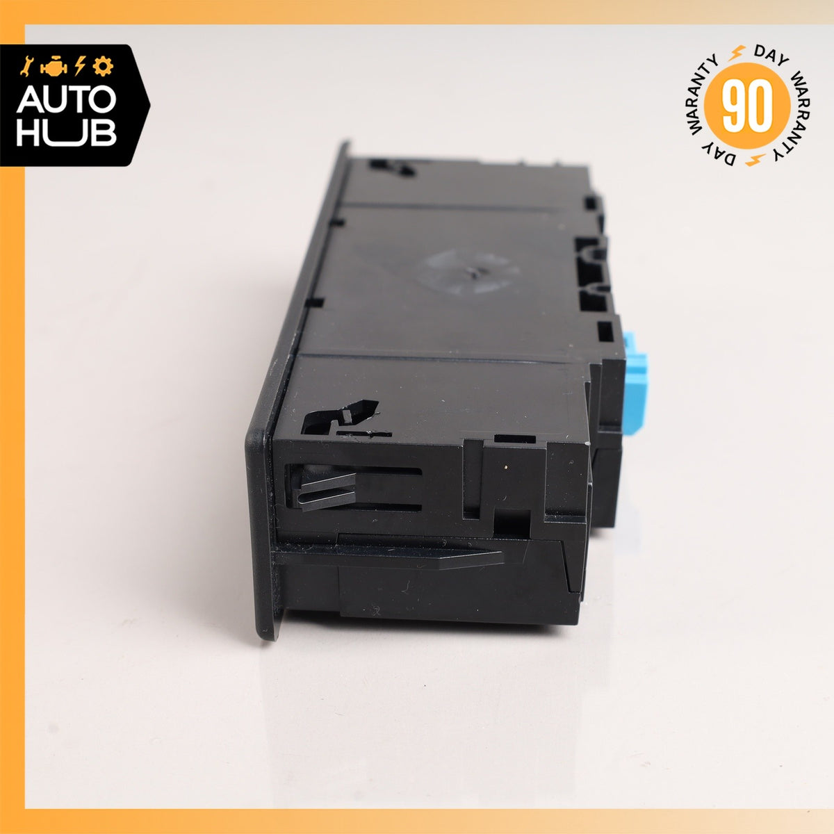 Mercedes W205 C300 E350 Multimedia USB Interface Box Module Unit OEM - photo 3