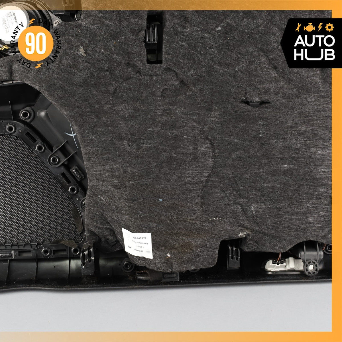 15-24 Porsche Macan 95B Front Left Driver Side Interior Door Panel Suede OEM 46k - photo 17