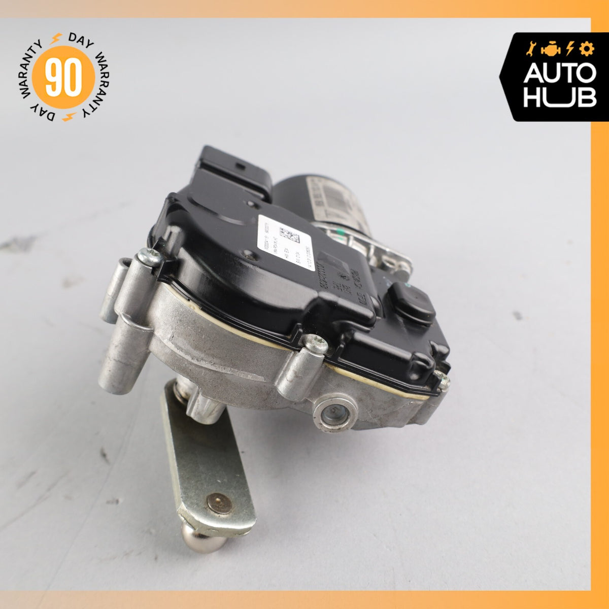 15-24 Porsche Macan S 95B Front Glass Windshield Wiper Motor OEM - photo 9