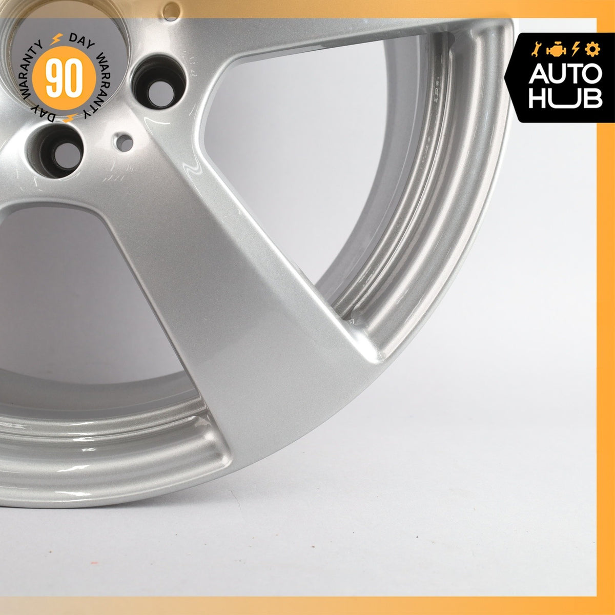 Mercedes W212 E350 E400 9 x 18 18'' Rear Wheel Rim Silver 2124011402 OEM - photo 6