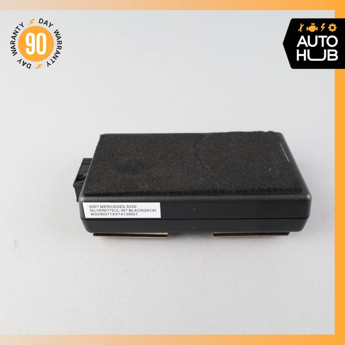 07-13 Mercedes W221 S550 CLK550 E350 Ipod Interface Control Module B67824252 OEM - photo 2