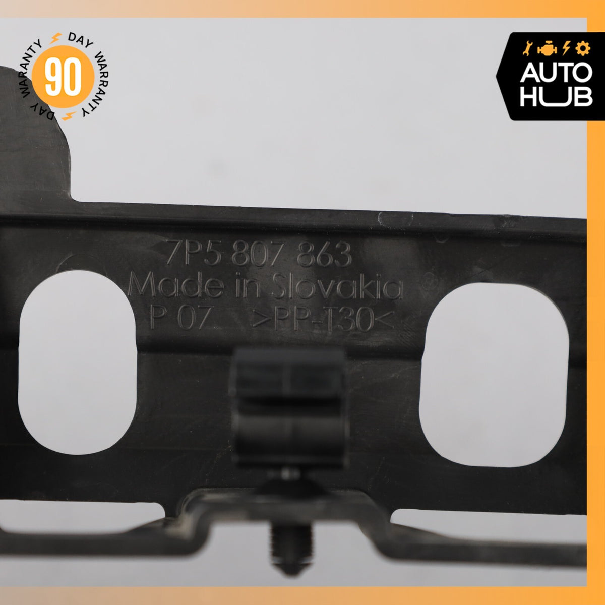 11-18 Porsche Cayenne 958 Hybrid S Rear Center Bumper Support Bracket OEM - photo 9