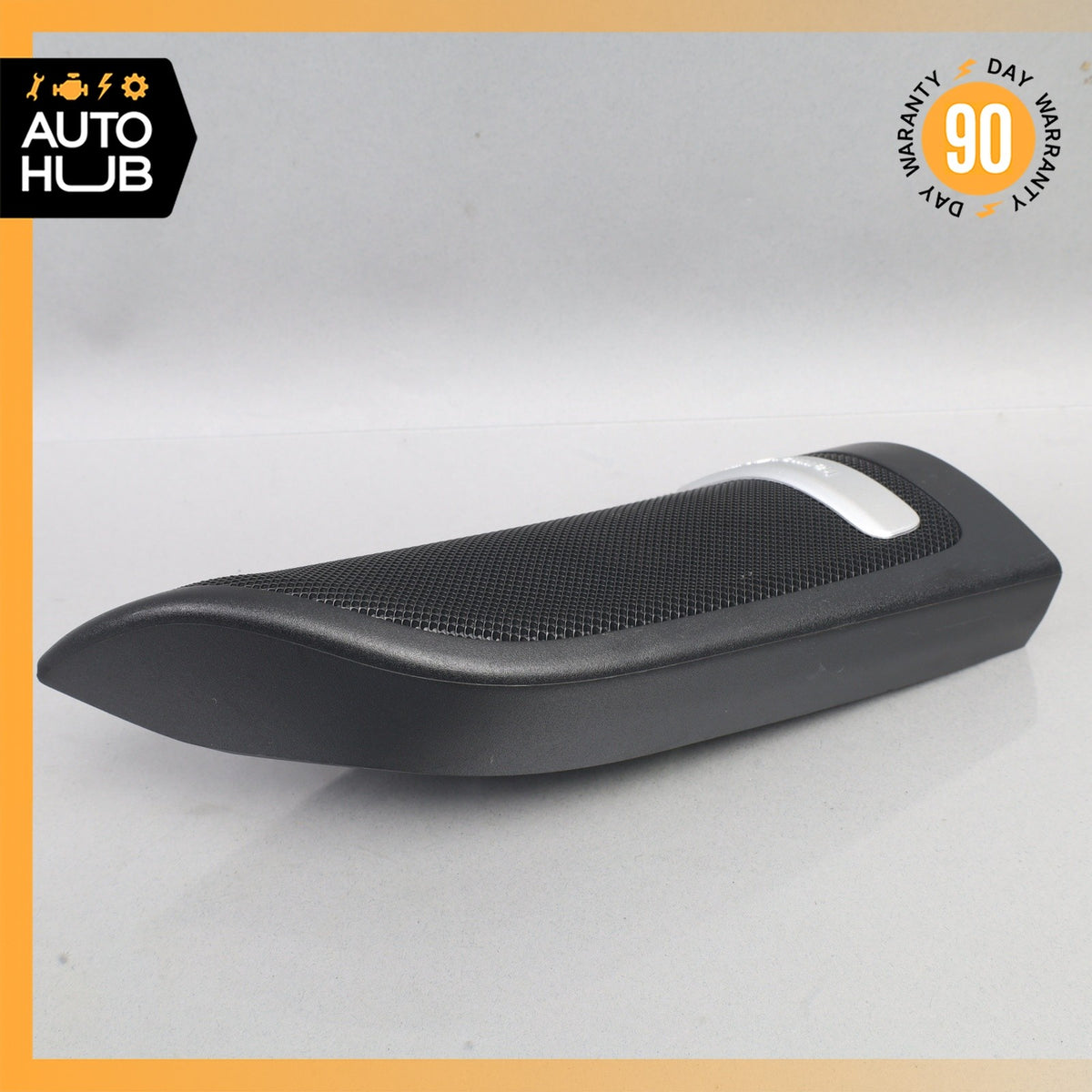Mercedes W242 B250e Front Right Side Door Panel Tweeter Speaker Cover OEM - photo 4