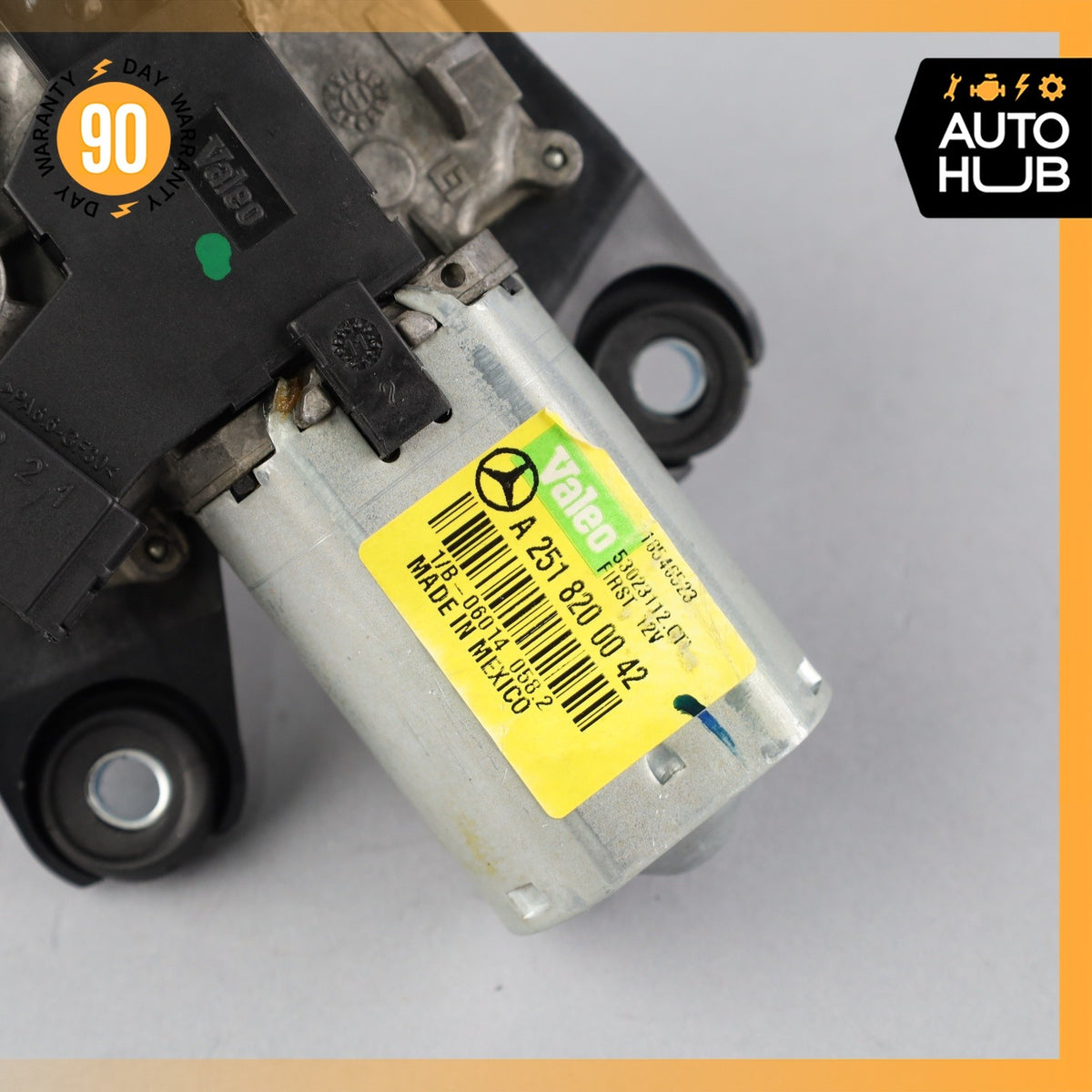 06-19 Mercedes X164 GL350 ML63 AMG R350 Rear Glass Windshield Wiper Motor OEM - photo 3