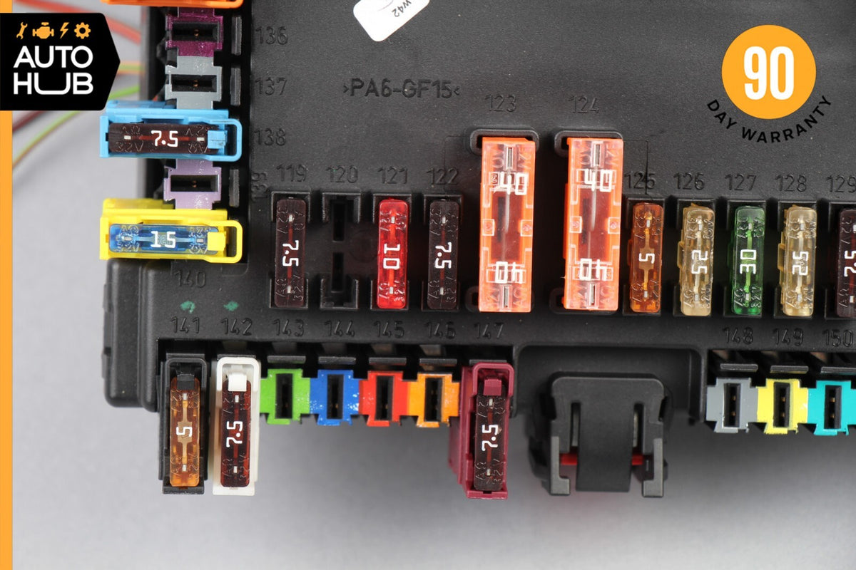 10-13 Mercedes W221 S400 S550 S63 AMG Rear Fuse Box Relay Control 2219003001 OEM - photo 6