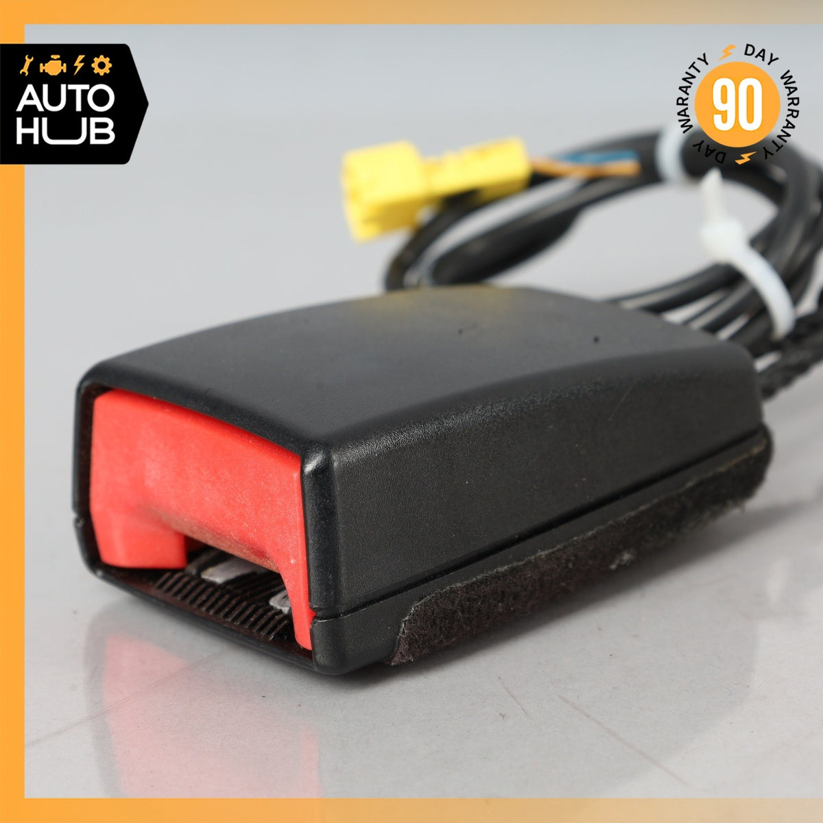 15-18 Mercedes W205 C300 C43 AMG Seat Belt Buckle Front Right or Left Side OEM - photo 3