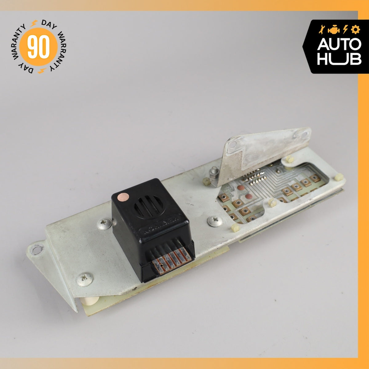 81-84 Rolls Royce Silver Spirit Spur PCB Relay Fuse Board UD20672 OEM 22k - photo 2
