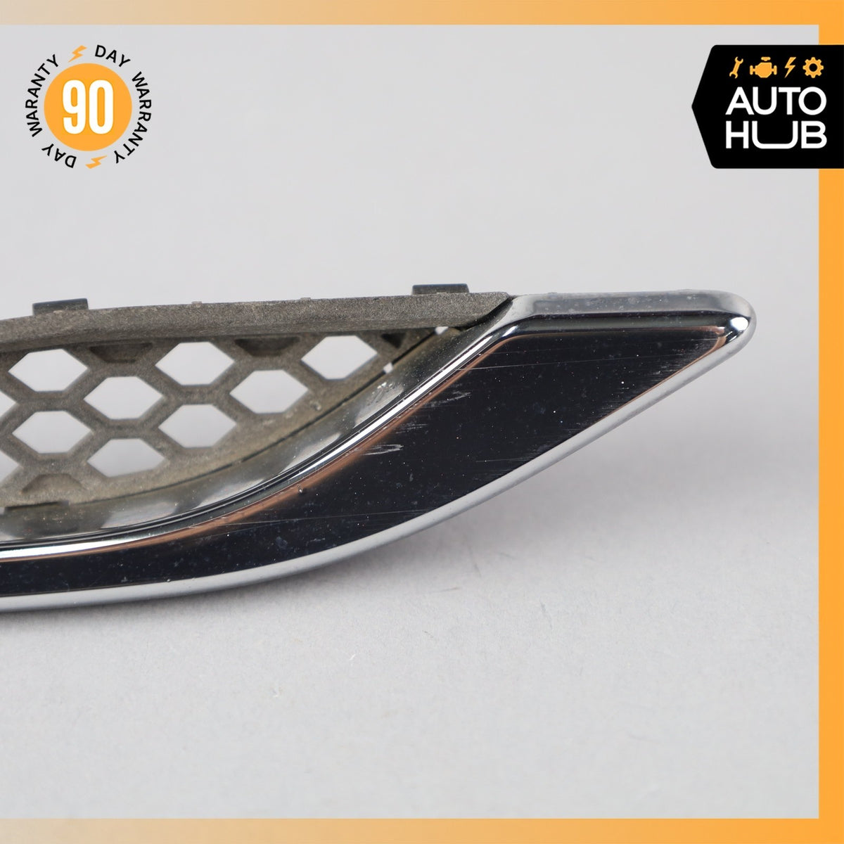 14-16 Maserati Ghibli M157 Right Fender Panel Grille Vent Set 670025654 OEM - photo 4