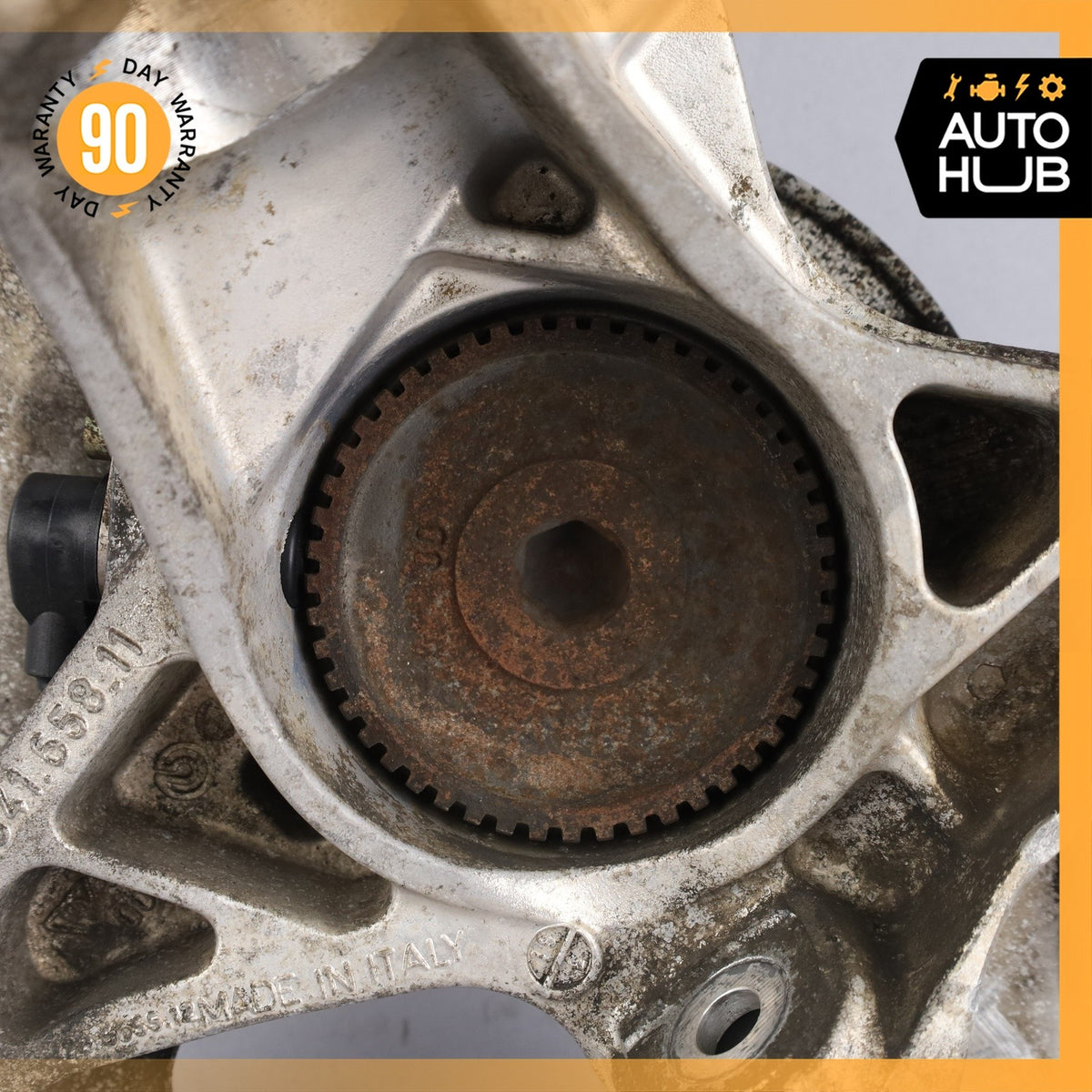 Porsche Boxster 986 Front Right Spindle Knuckle Hub 99634165811 OEM - photo 13