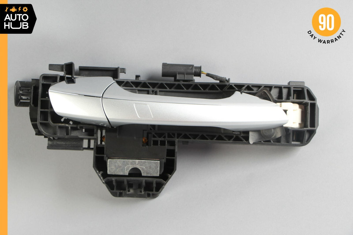12-18 Mercedes W218 CLS550 CLS63 Right Side Exterior Door Handle Keyless Go OEM - photo 1