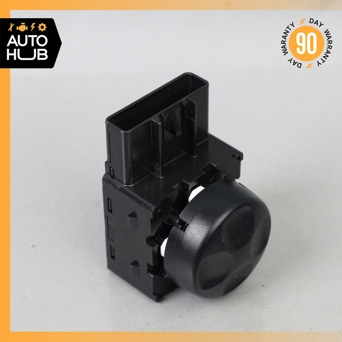 14-26 Alfa Romeo 949 Stelvio Front Left or Right Seat Adjustment Switch OEM - photo 4