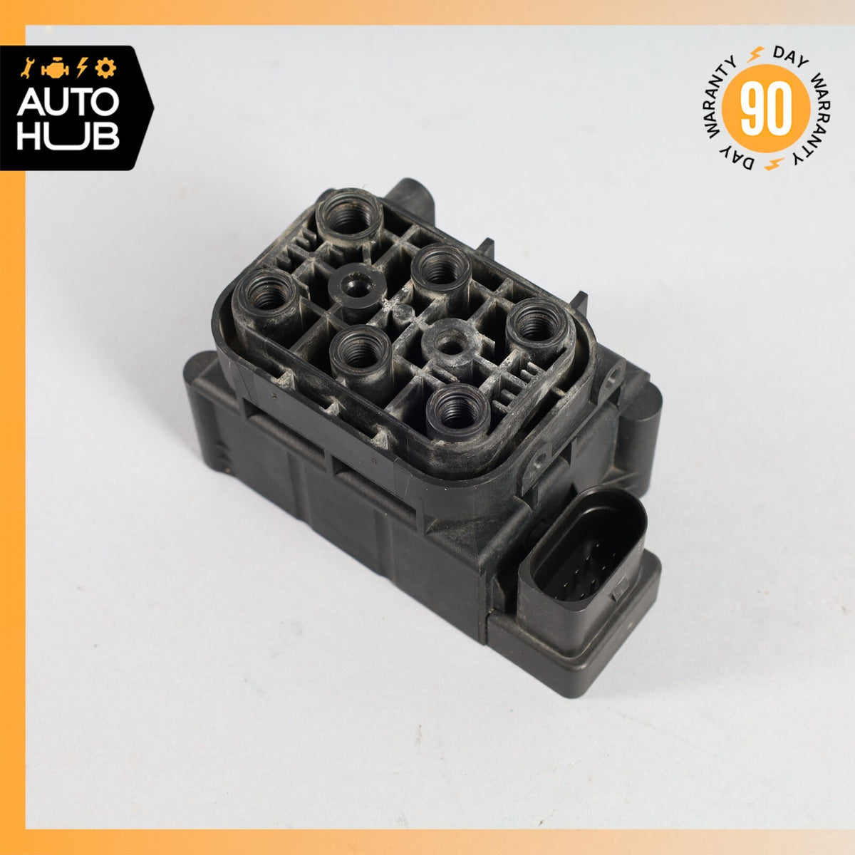 06-20 Mercedes X164 GL550 S550 Airmatic Air Pneumatic Suspension Valve Block OEM - photo 1