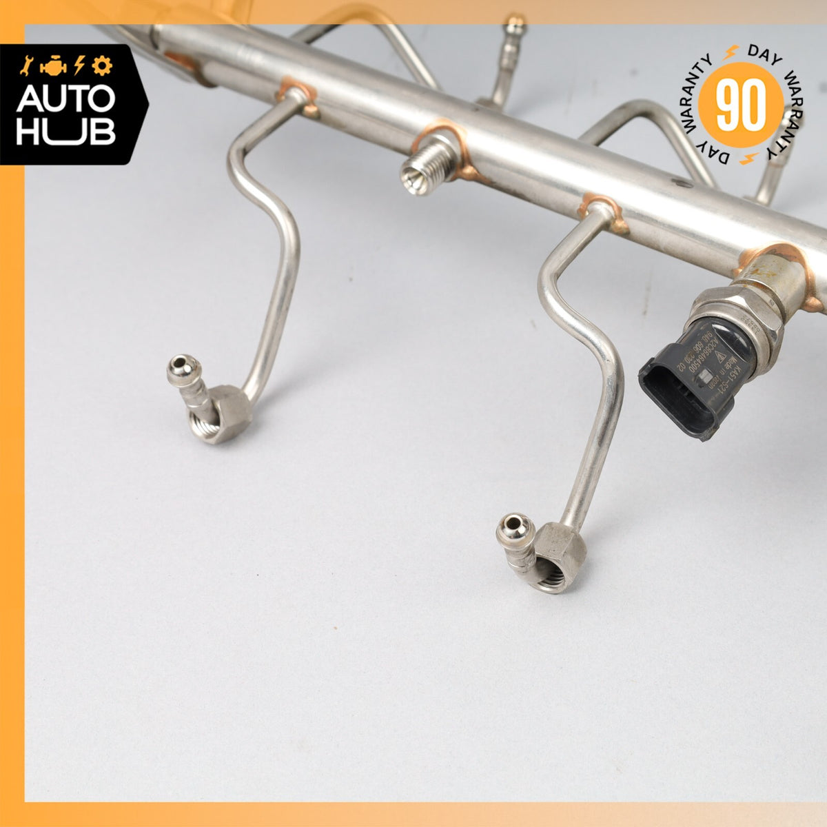 Porsche Cayenne S 958 4.8L Fuel Injector Rail 94811011507 OEM - photo 3