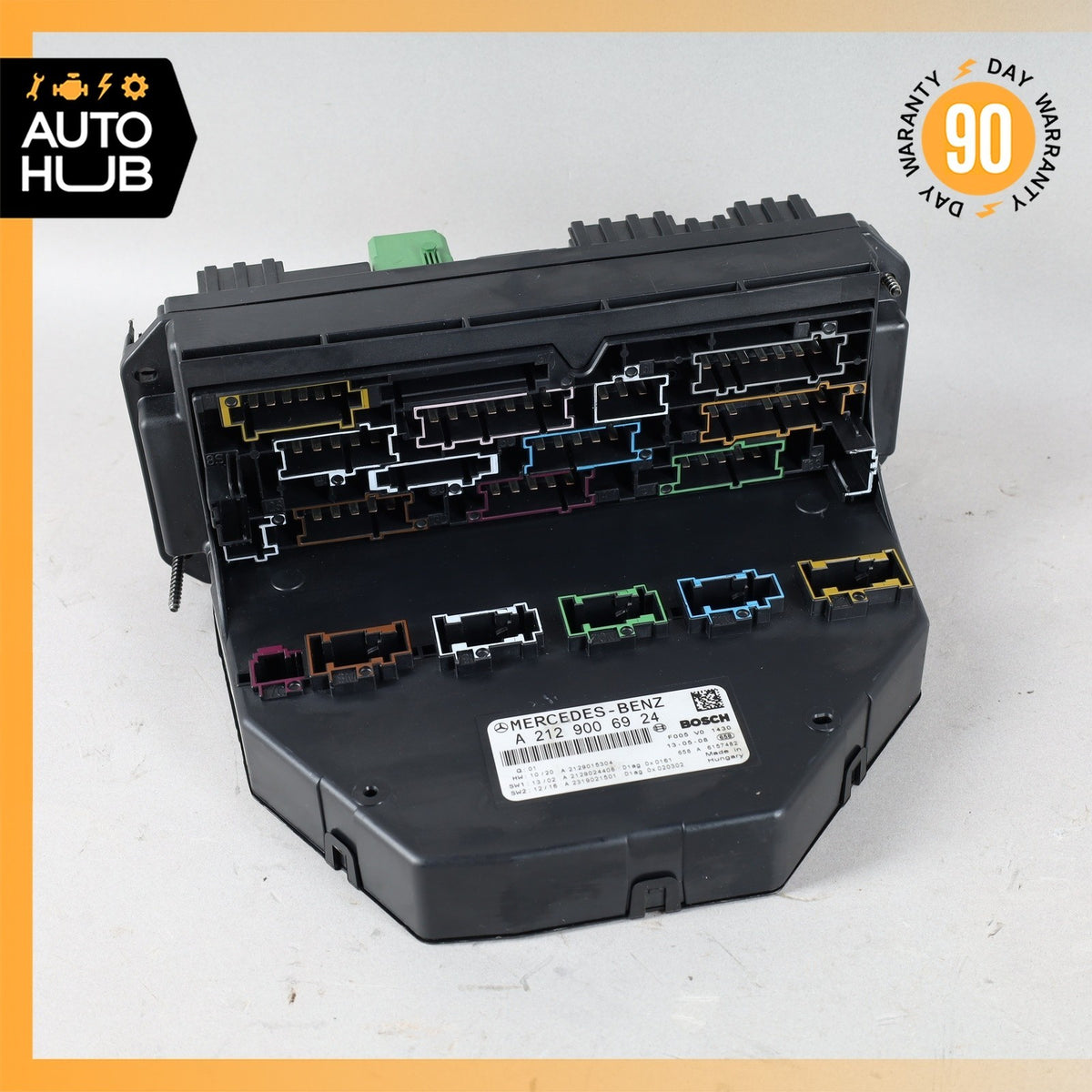 10-20 Mercedes W207 E350 CLS63 SLK250 Front SAM Module Relay Fuse Box OEM - photo 2