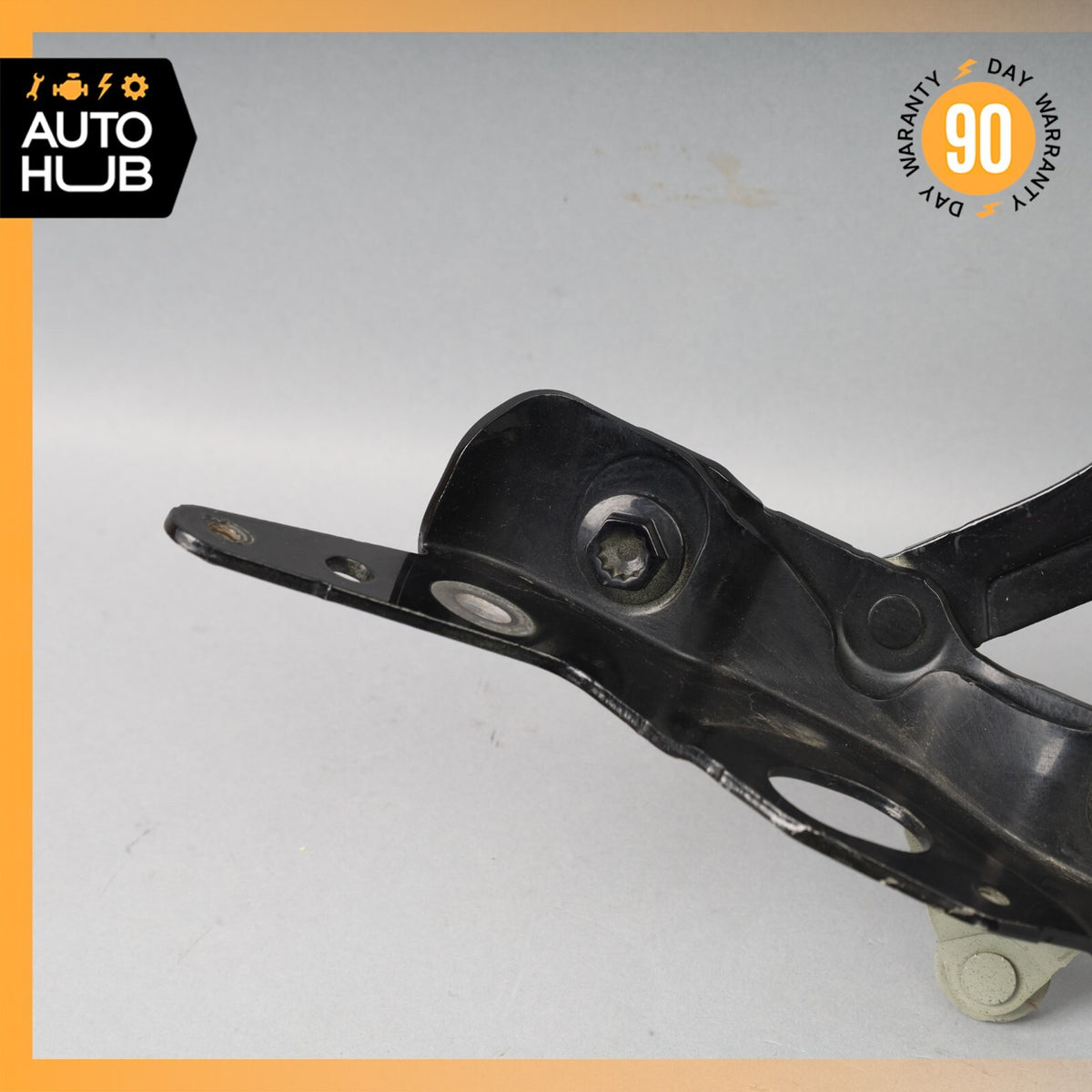2018 Porsche Panamera 971 4S Front Right Side Hood Hinge Bracket Black OEM 6k - photo 8