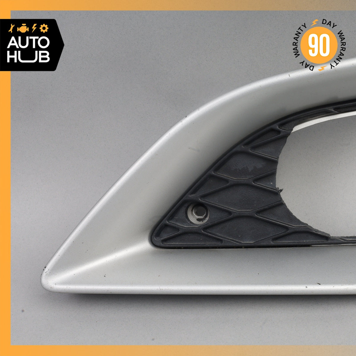 06-13 Mercedes W251 R350 R320 R500 Front Left Bumper Foglight Lamp Bezel OEM - photo 2