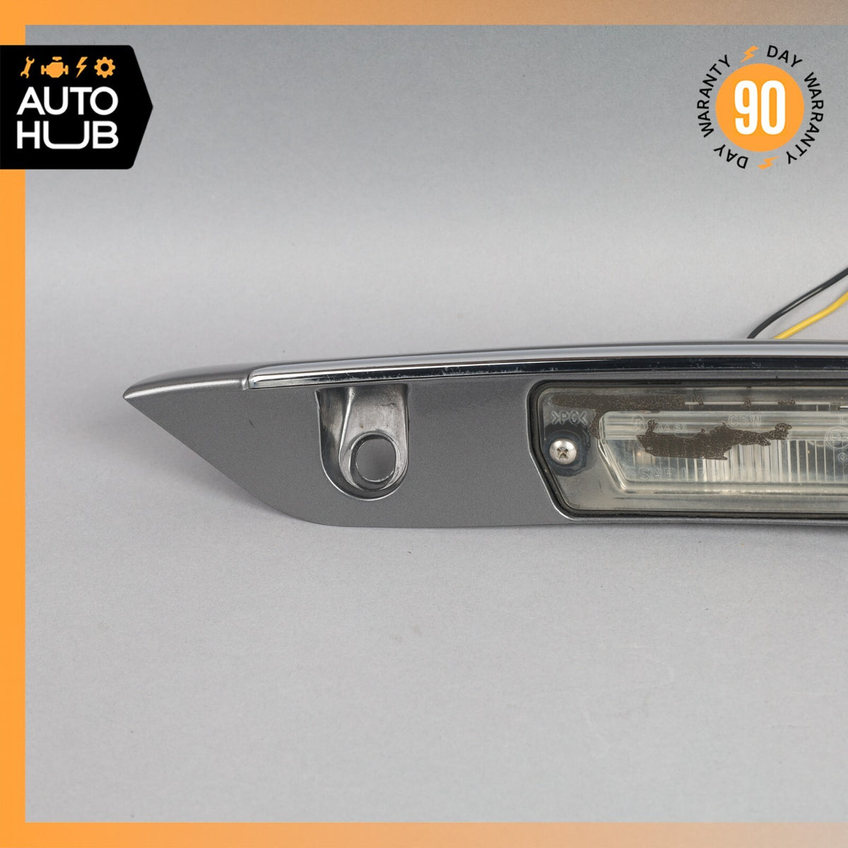 02-07 Maserati Spyder 4200 M138 Rear Trunk Lid Moulding Plate w/Lights OEM 61k - photo 10