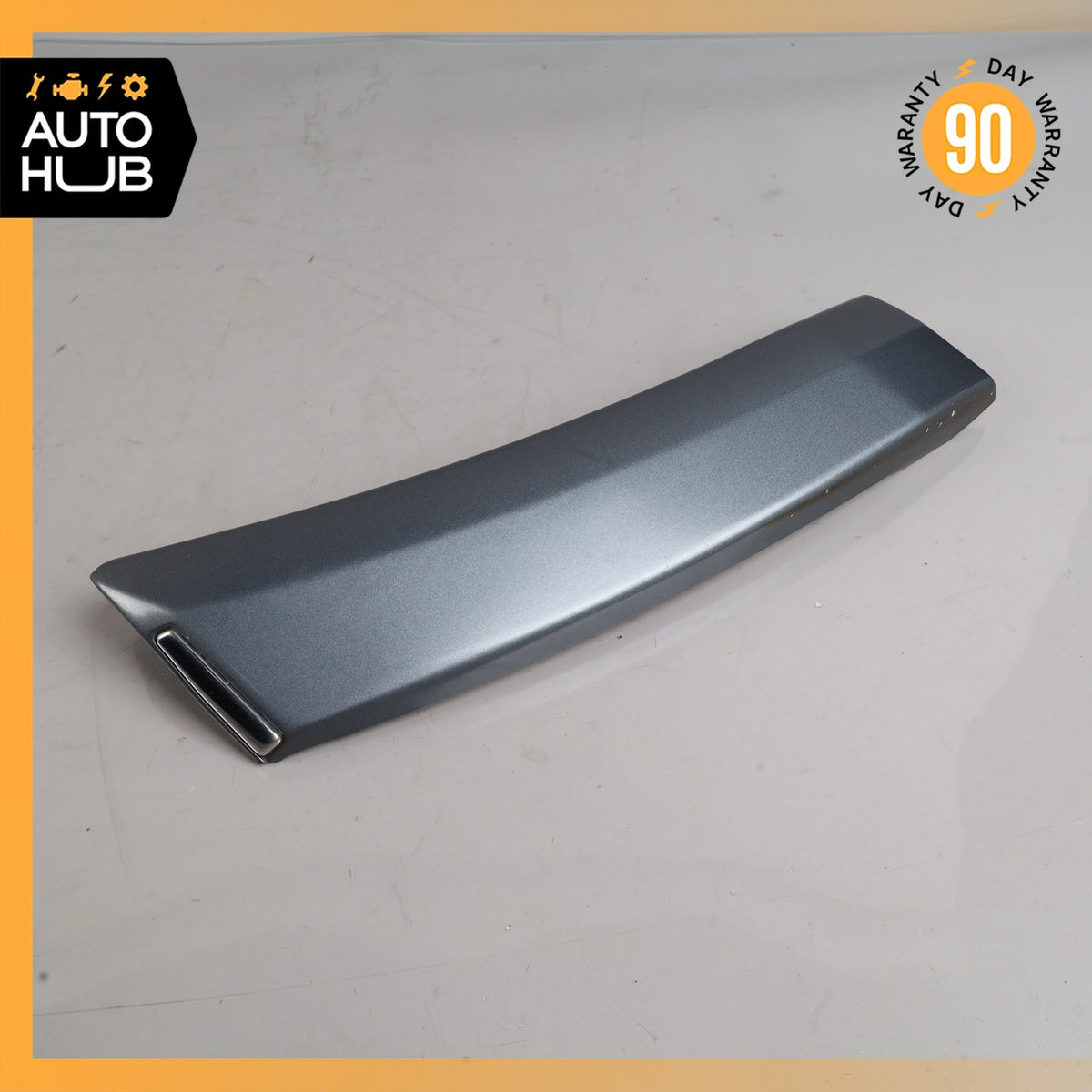 90-95 Mercedes W124 300E Rear Left Driver Side Fender Molding 1246901940 OEM - photo 1