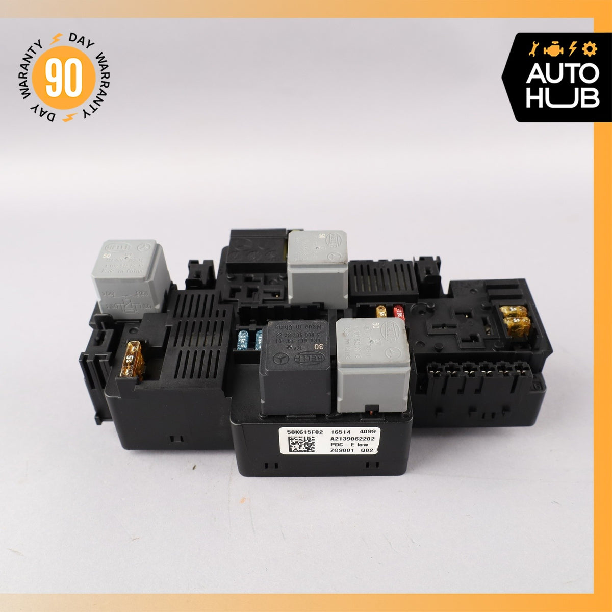 Mercedes W213 E43 AMG E450 Front Engine Fuse Box Relay 2139062202 OEM - photo 8