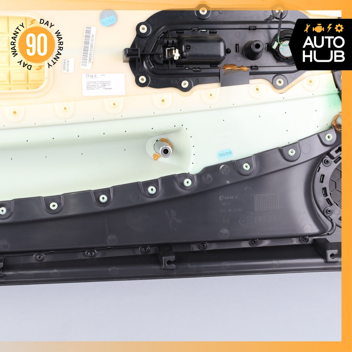 04-08 Chrysler Crossfire Right Side Interior Door Panel OEM - photo 15