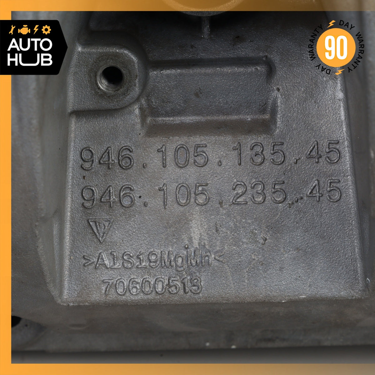 Porsche Macan S 95B / Cayenne 958 Right Engine Cylinder Head Valve Cover OEM - photo 5