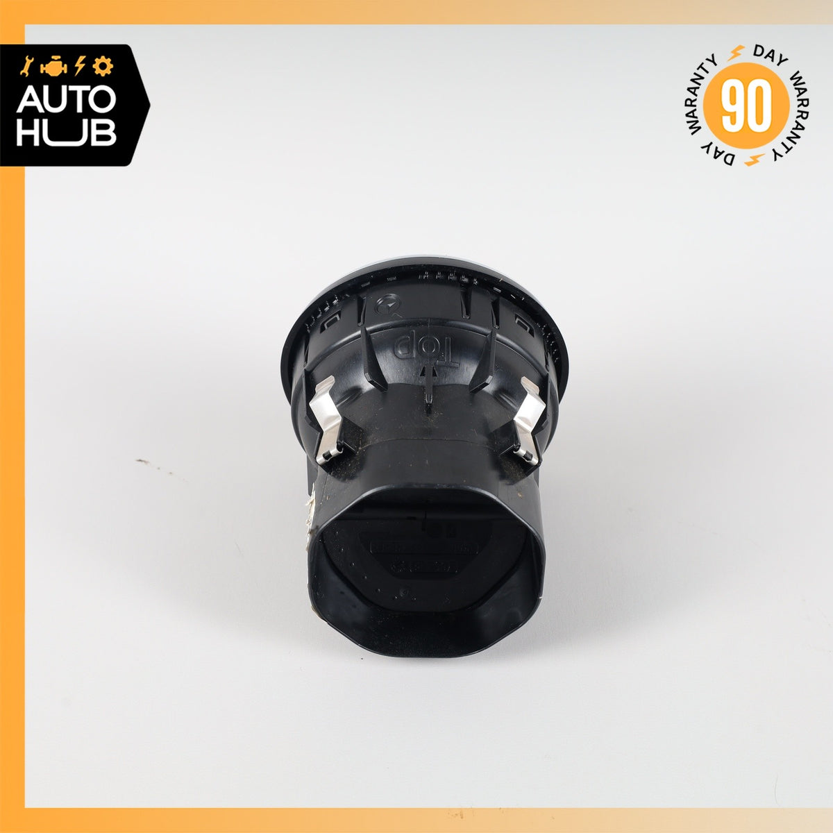 Mercedes W117 CLA250 AMG Front Center Dashboard A/C Air Vent OEM - photo 4