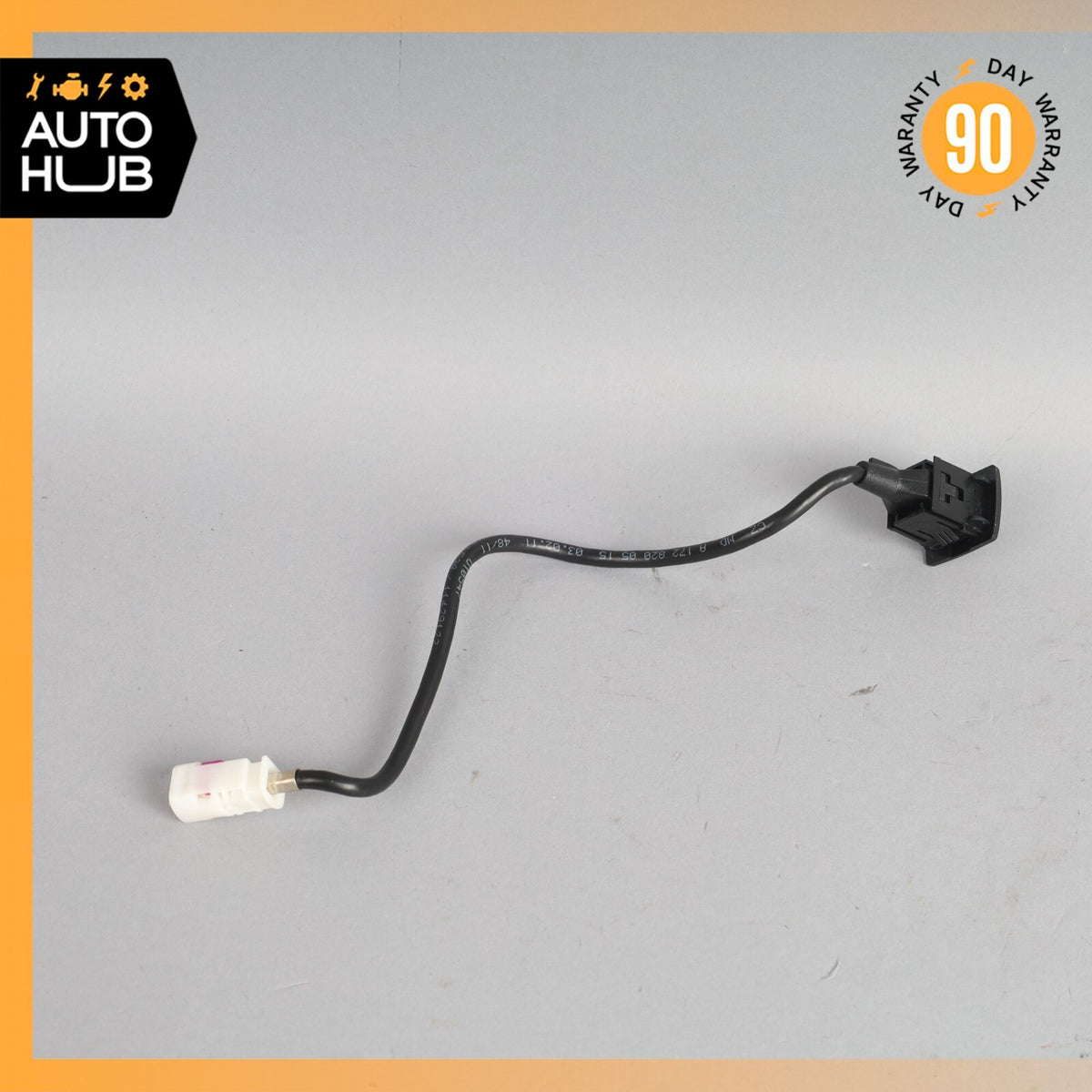 10-16 Mercedes W204 C300 SLK250 E400 Center Console USB Wiring Adapter OEM - photo 4