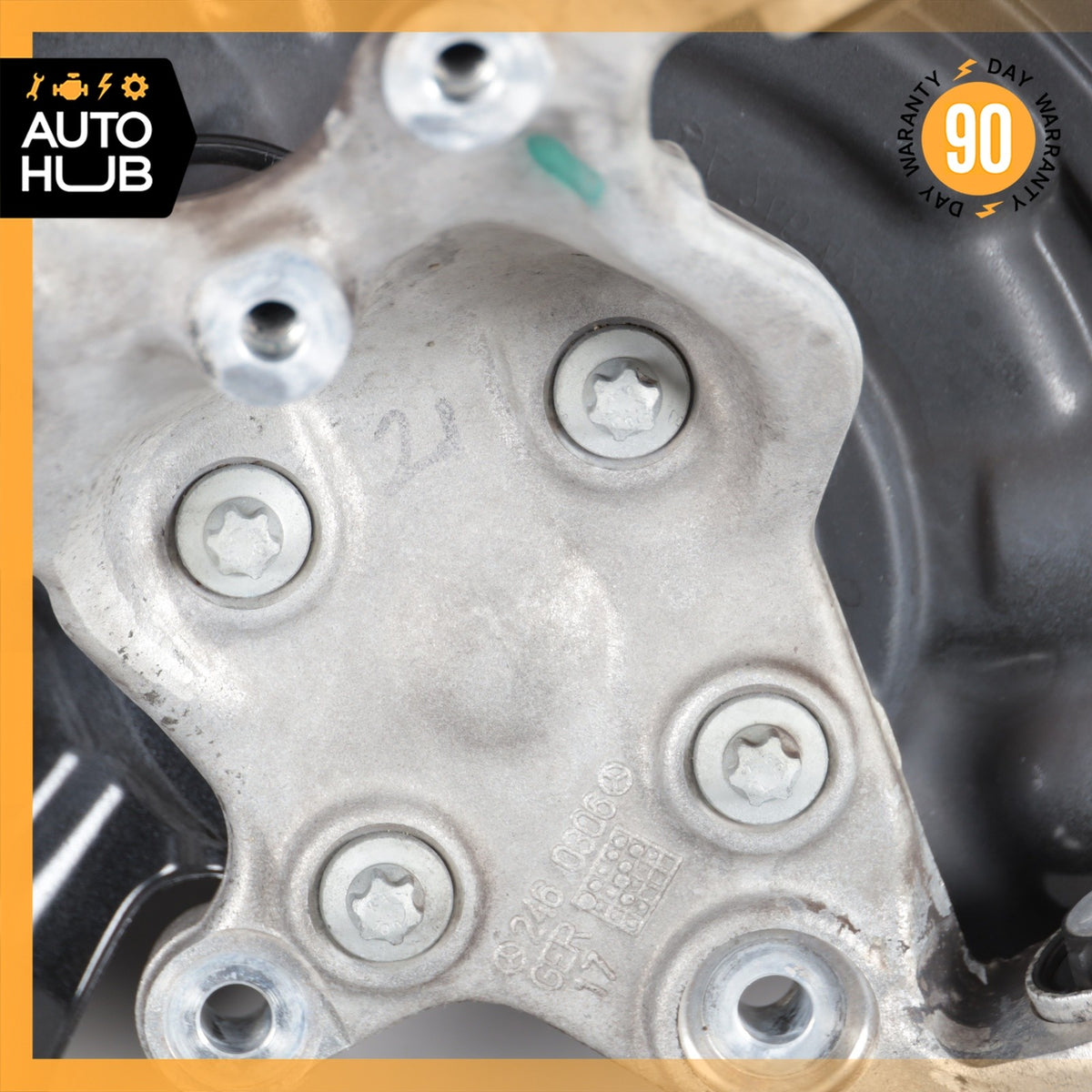 Mercedes W242 B250e Front Left Side Spindle Knuckle Hub OEM - photo 14