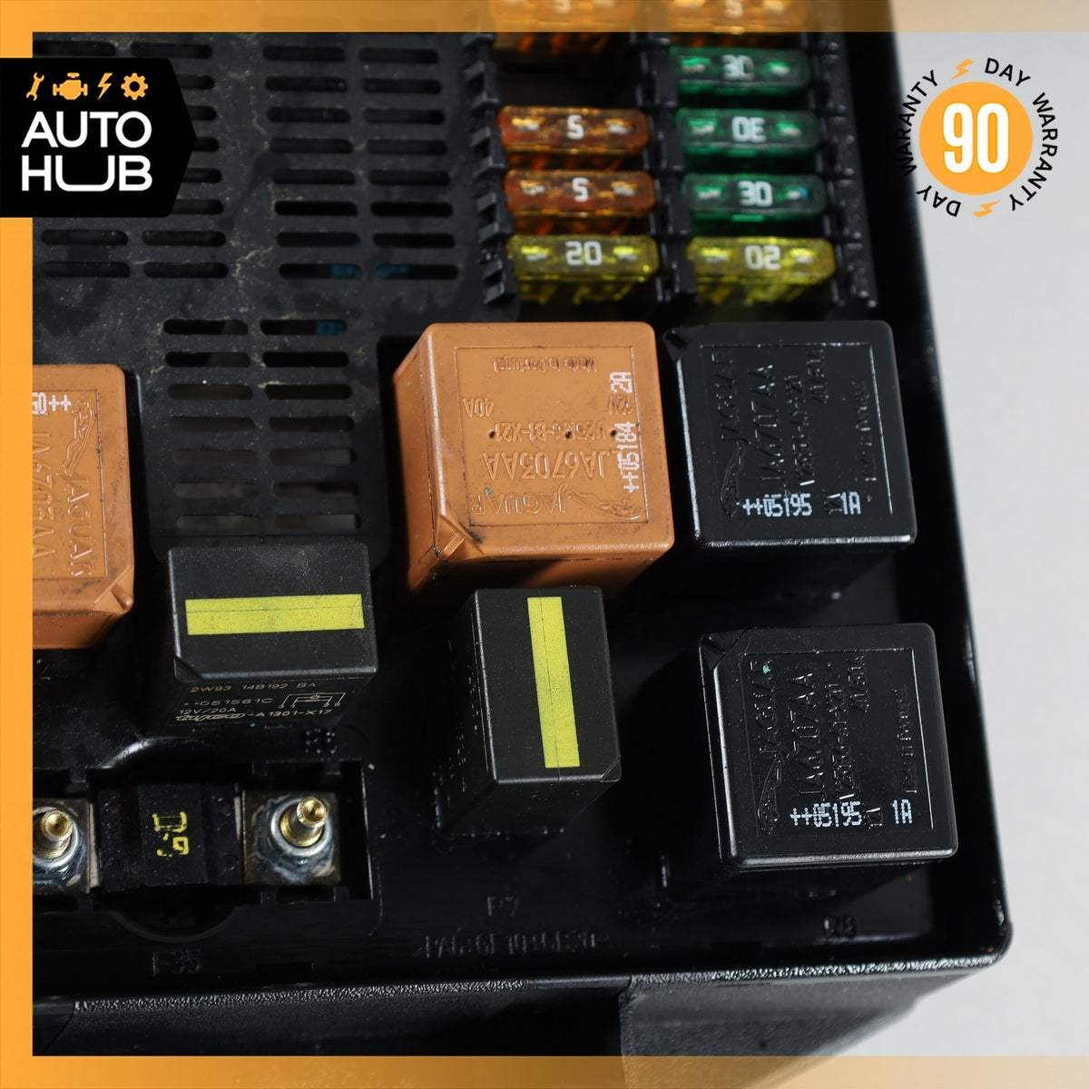 05-08 Aston Martin DB9 V8 Vantage Front Fuse Box Relay Junction OEM 34k - photo 8