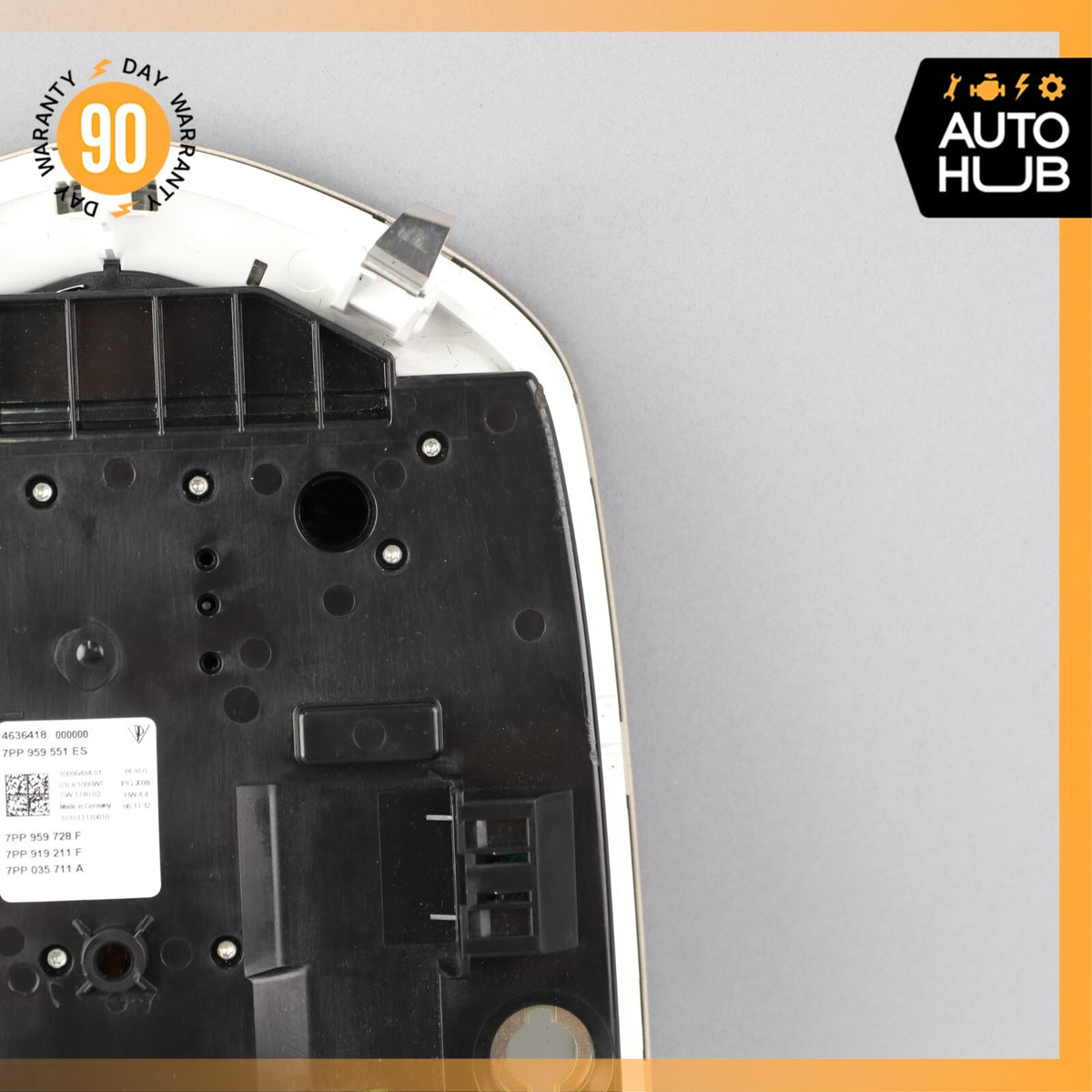 11-16 Porsche Cayenne S 958 Front Overhead Dome Light Lamp OEM - photo 10