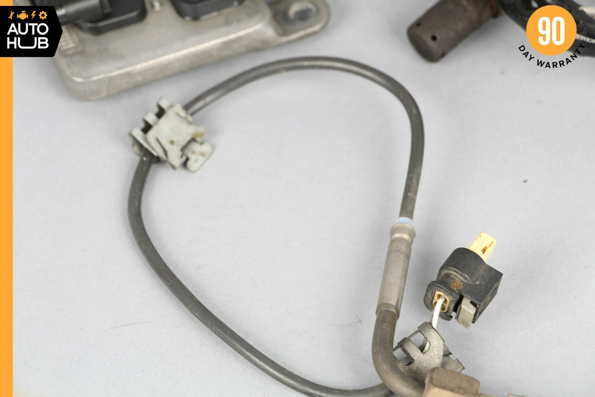 Mercedes W251 R350 Bluetec Diesel NOX Oxygen & Temperature Sensor Module Set OEM - photo 3