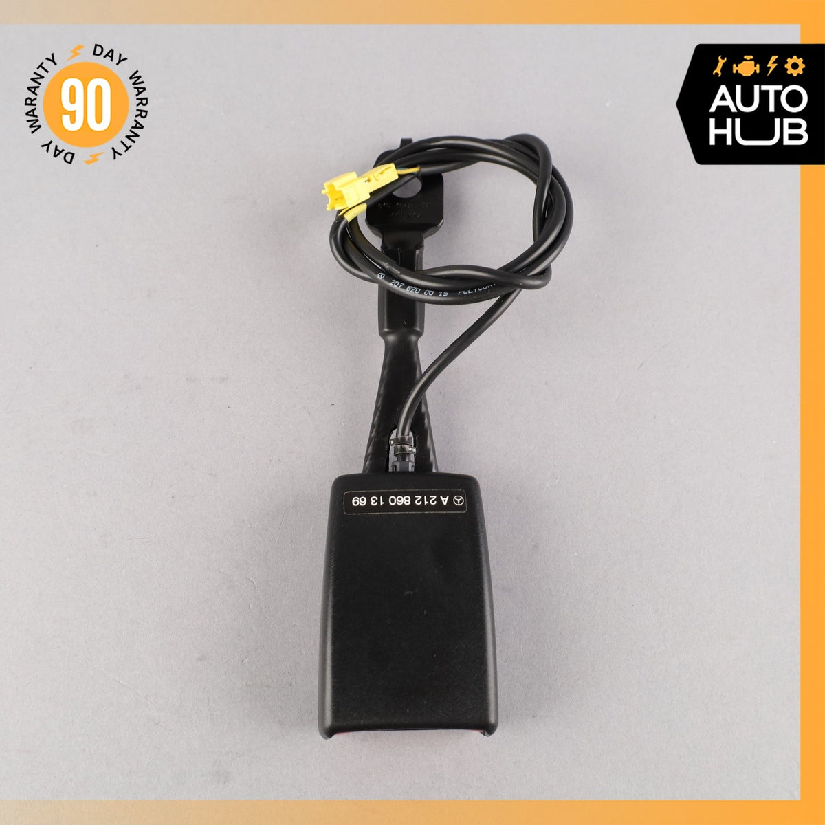 10-16 Mercedes W212 E350 E400 E550 Front Right or Left Seat Belt Buckle OEM - photo 7